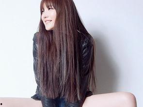 气质女生活照,生活照中的优雅瞬间